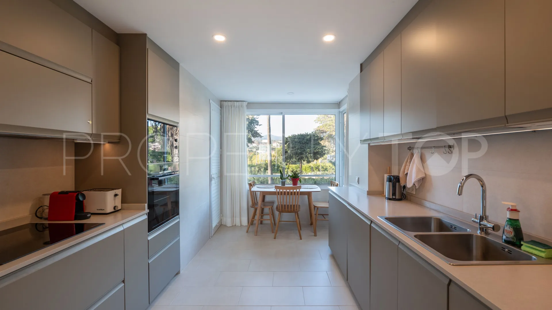 Apartment in Los Granados Playa for sale