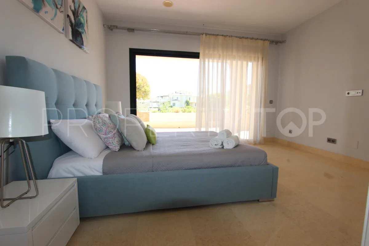 Benahavis, apartamento planta baja de 2 dormitorios en venta
