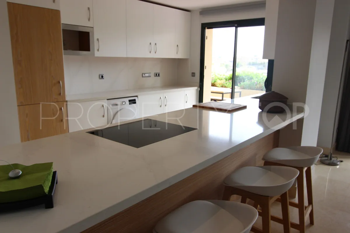 Benahavis, apartamento planta baja de 2 dormitorios en venta