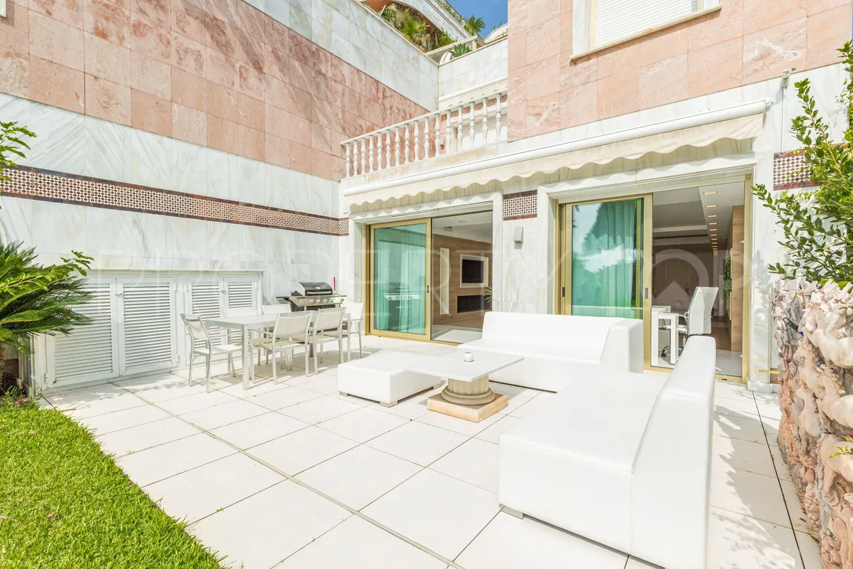 Apartamento planta baja en venta en Gray D'Albion