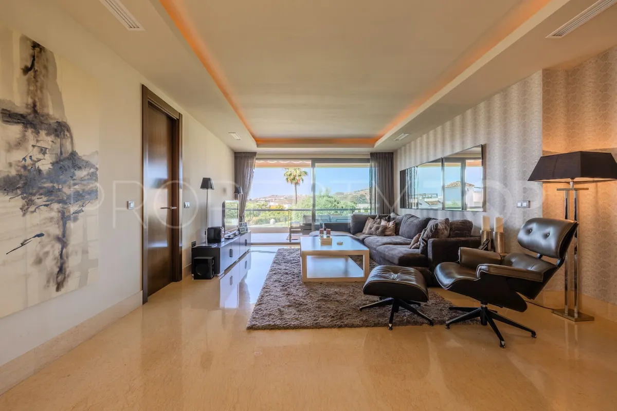 For sale Benahavis 3 bedrooms ground floor apartment