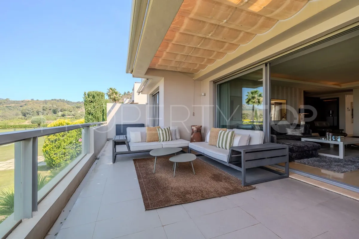 For sale Benahavis 3 bedrooms ground floor apartment