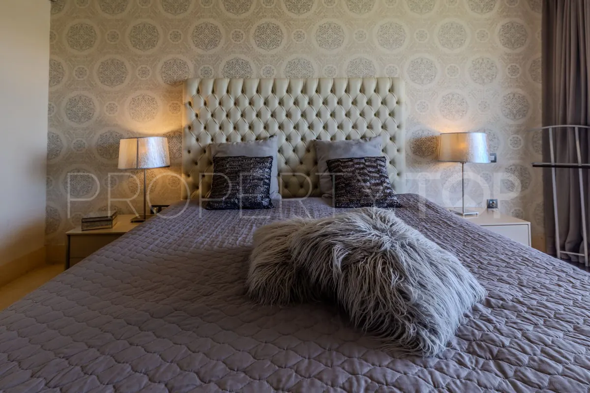 For sale Benahavis 3 bedrooms ground floor apartment