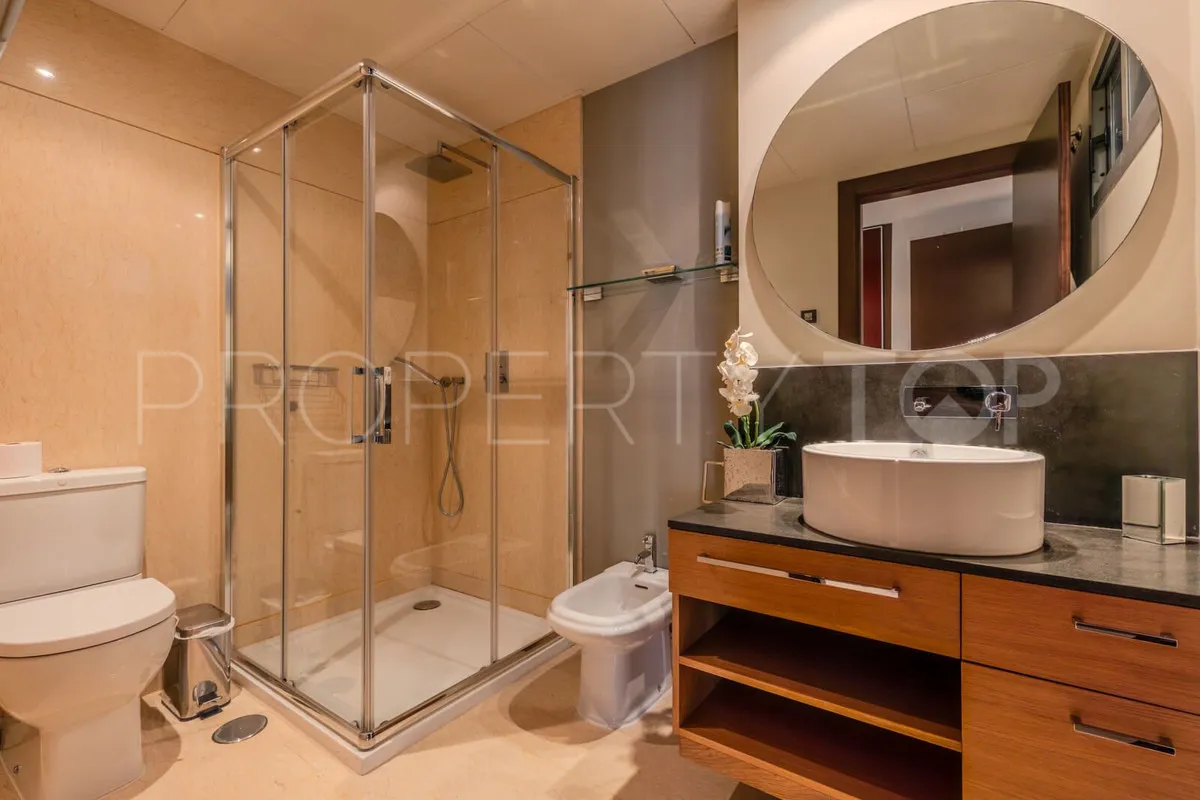 For sale Benahavis 3 bedrooms ground floor apartment