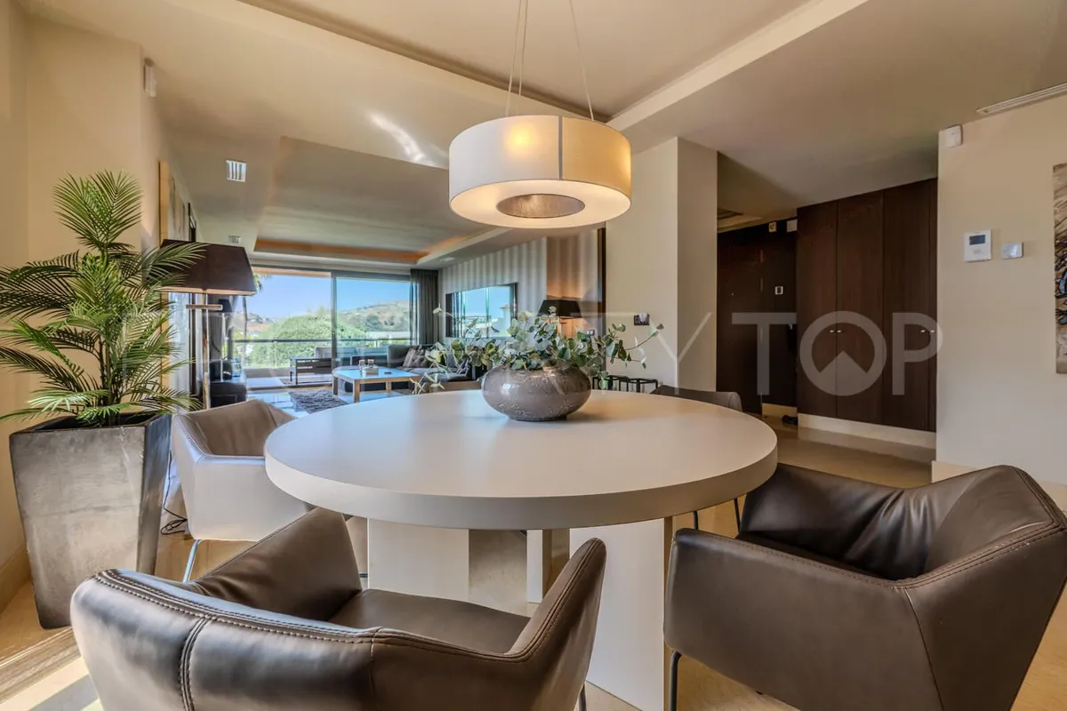 For sale Benahavis 3 bedrooms ground floor apartment
