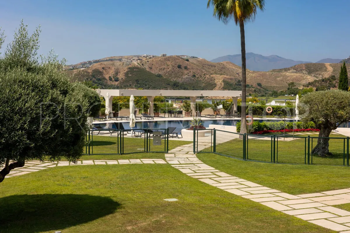 For sale Benahavis 3 bedrooms ground floor apartment