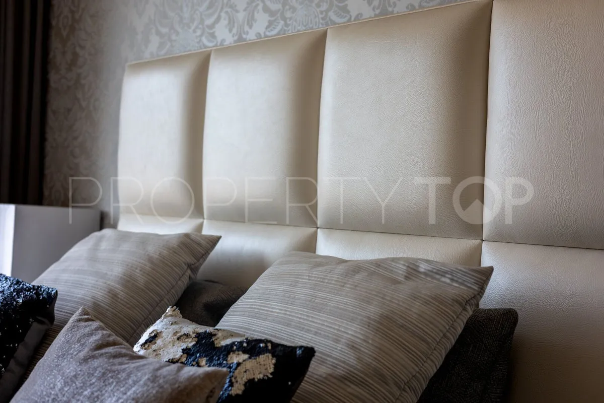 For sale Benahavis 3 bedrooms ground floor apartment