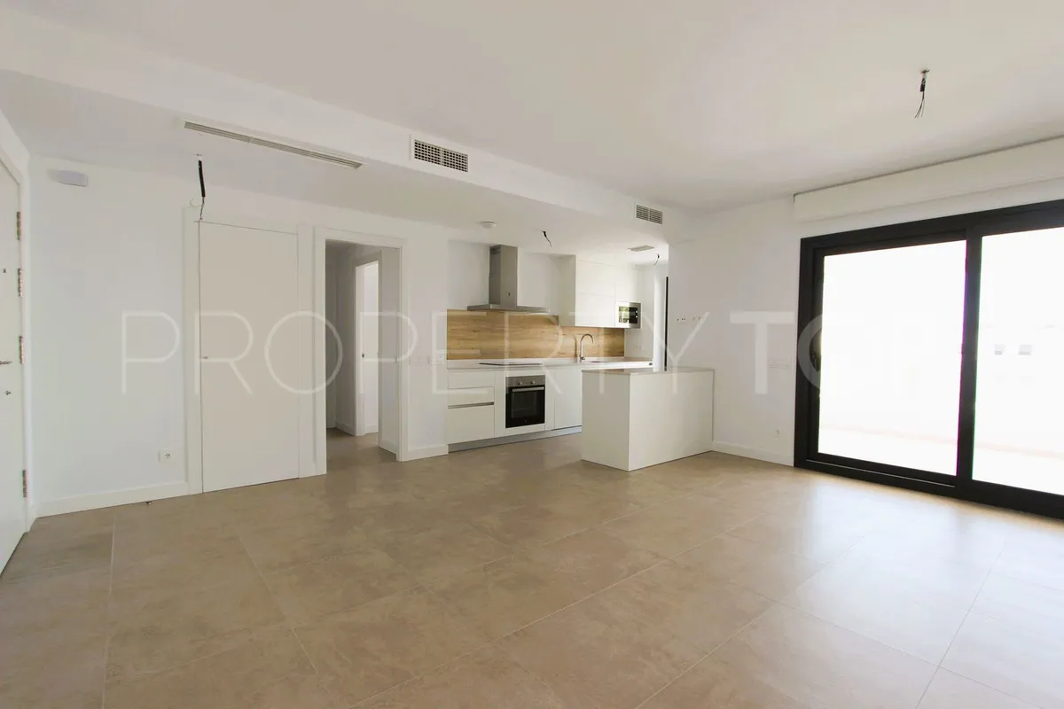 Apartamento en venta con 2 dormitorios en Estepona