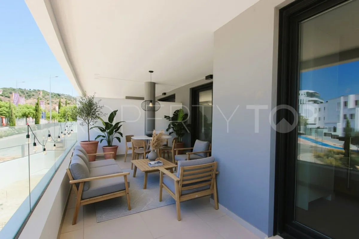 Apartamento en venta con 2 dormitorios en Estepona