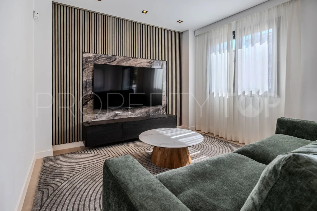 3 bedrooms Estepona town house for sale