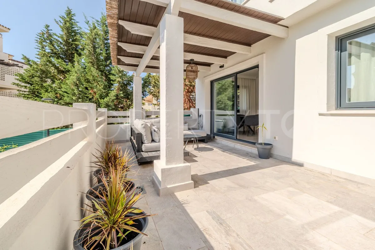 3 bedrooms Estepona town house for sale