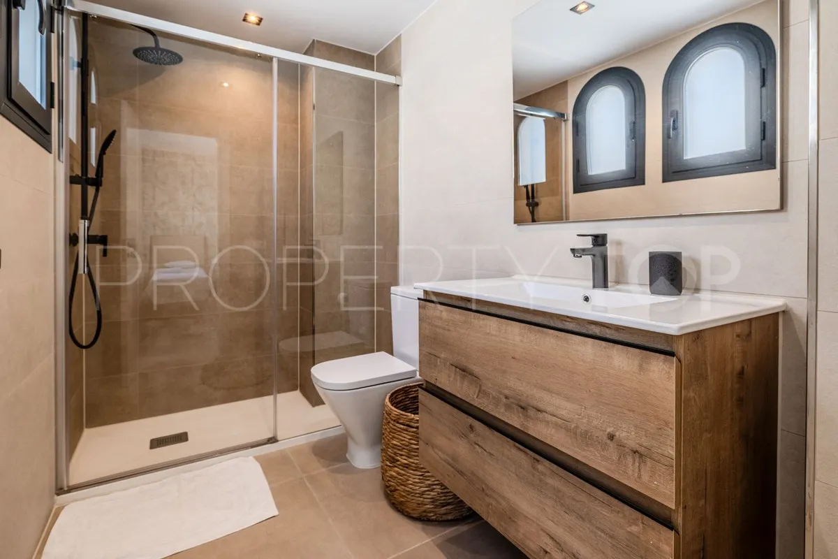 3 bedrooms Estepona town house for sale