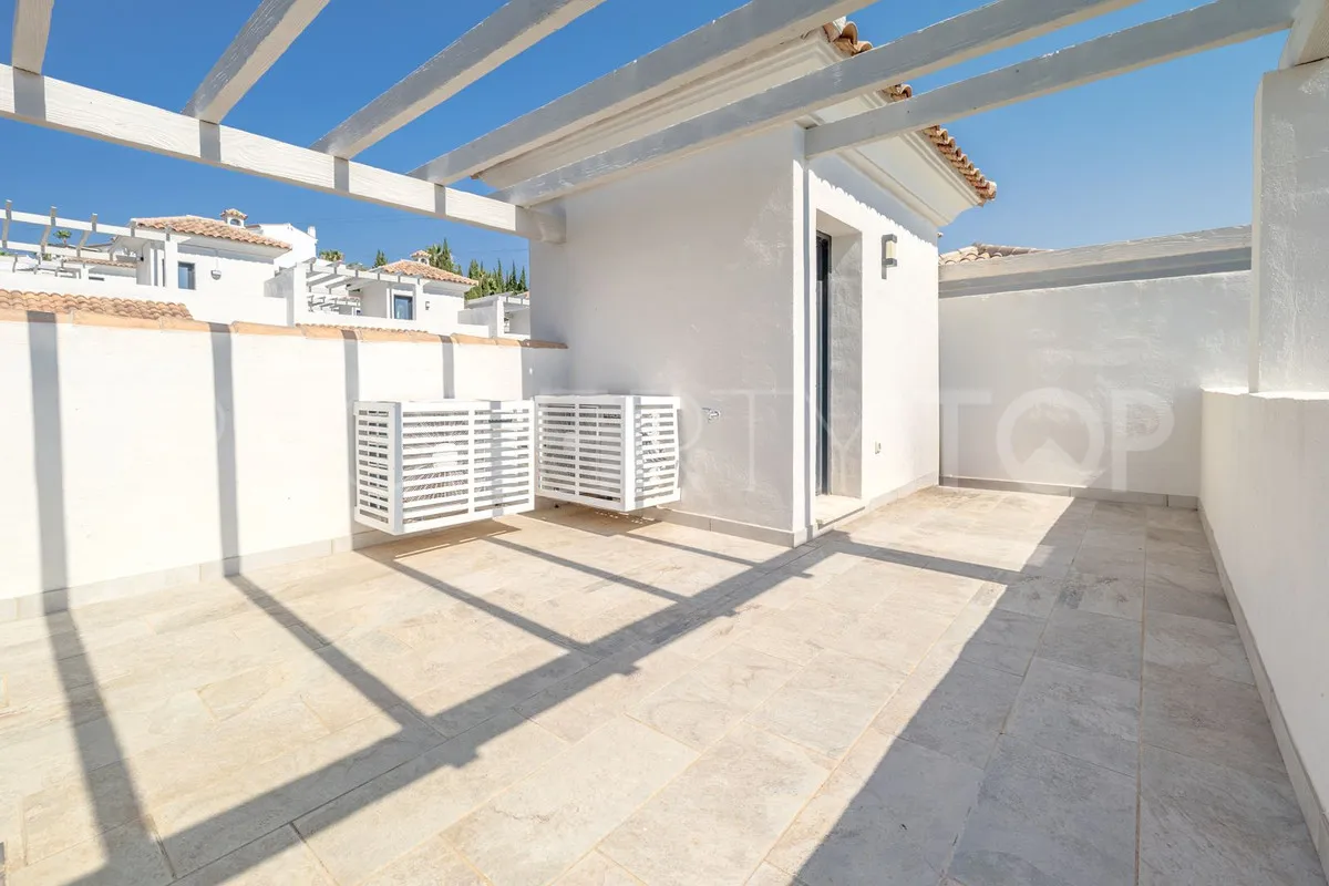 3 bedrooms Estepona town house for sale
