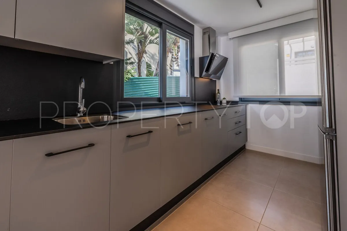 3 bedrooms Estepona town house for sale