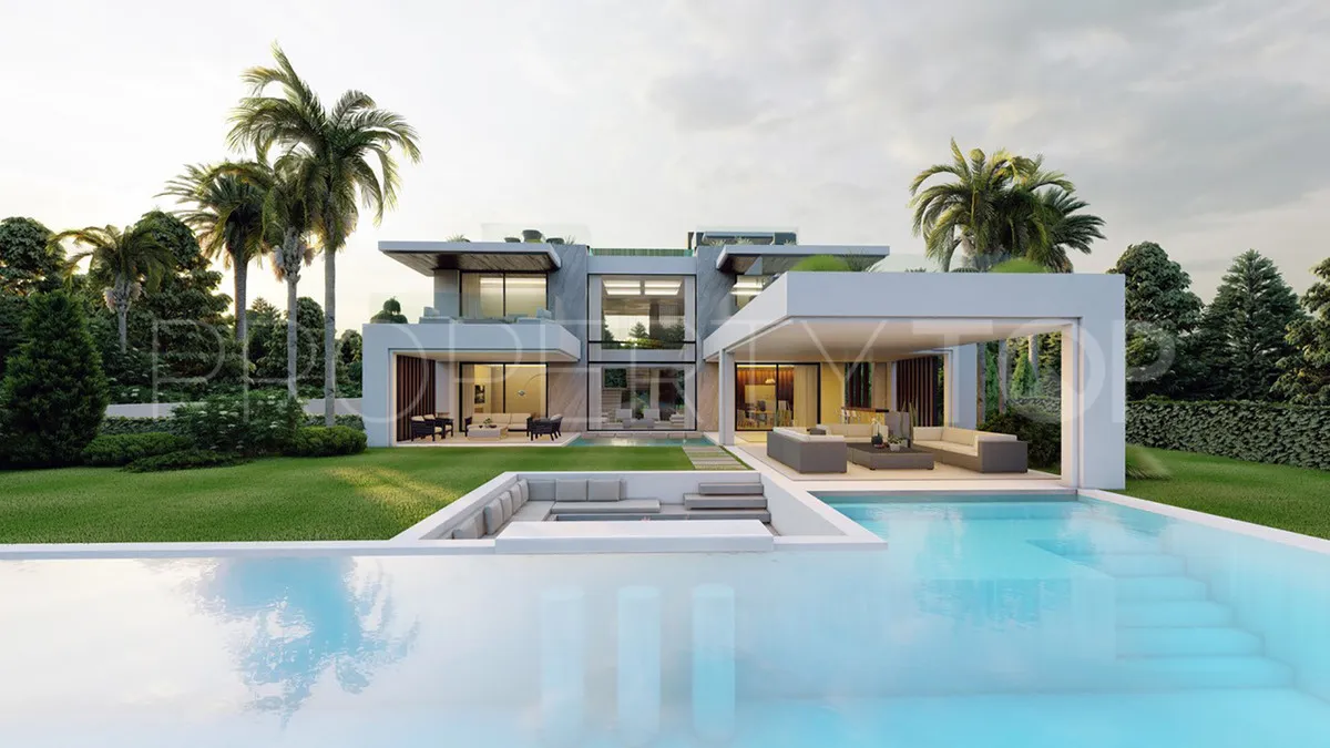 For sale villa in Marbella Golden Mile with 7 bedrooms