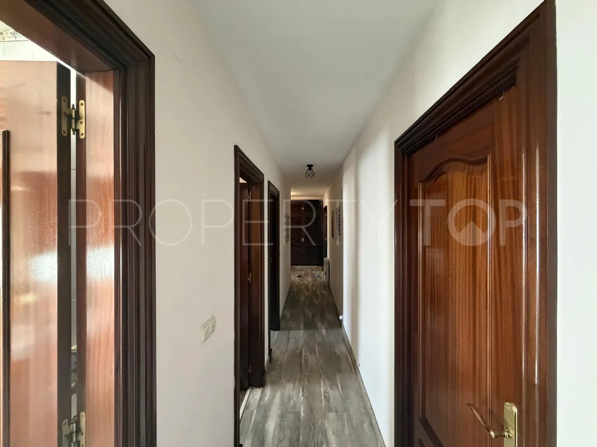 Se vende apartamento con 3 dormitorios en Ronda