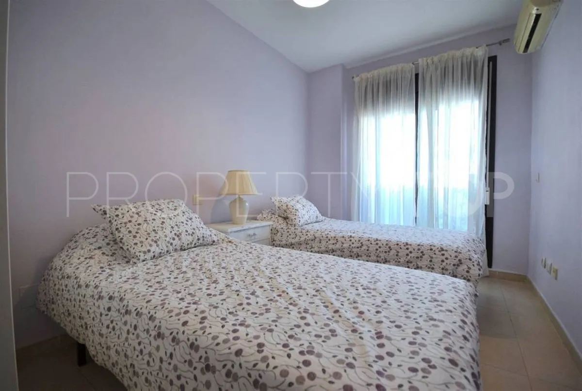 Se vende apartamento planta baja en Aloha