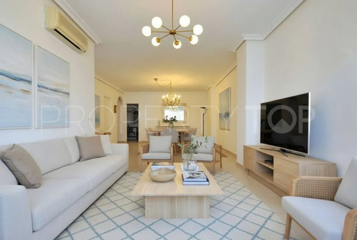 Se vende apartamento planta baja en Aloha
