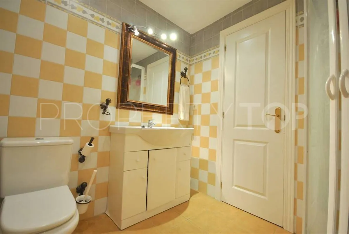 Se vende apartamento planta baja en Aloha