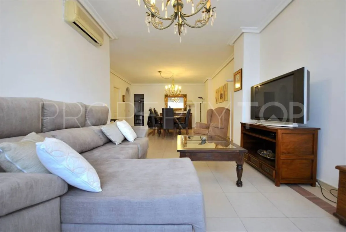 Se vende apartamento planta baja en Aloha
