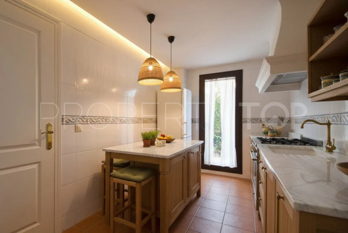 Se vende apartamento planta baja en Aloha