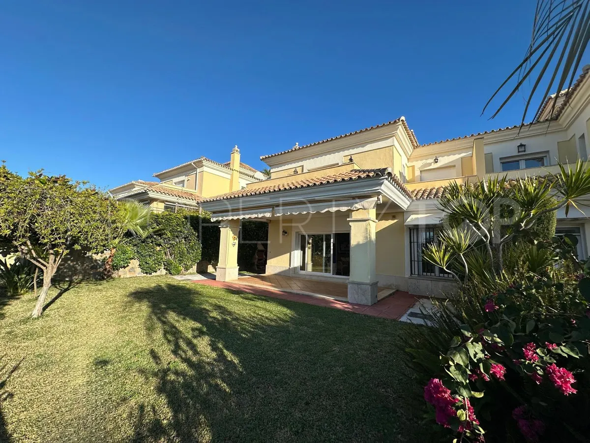 Buy town house in Marbella City