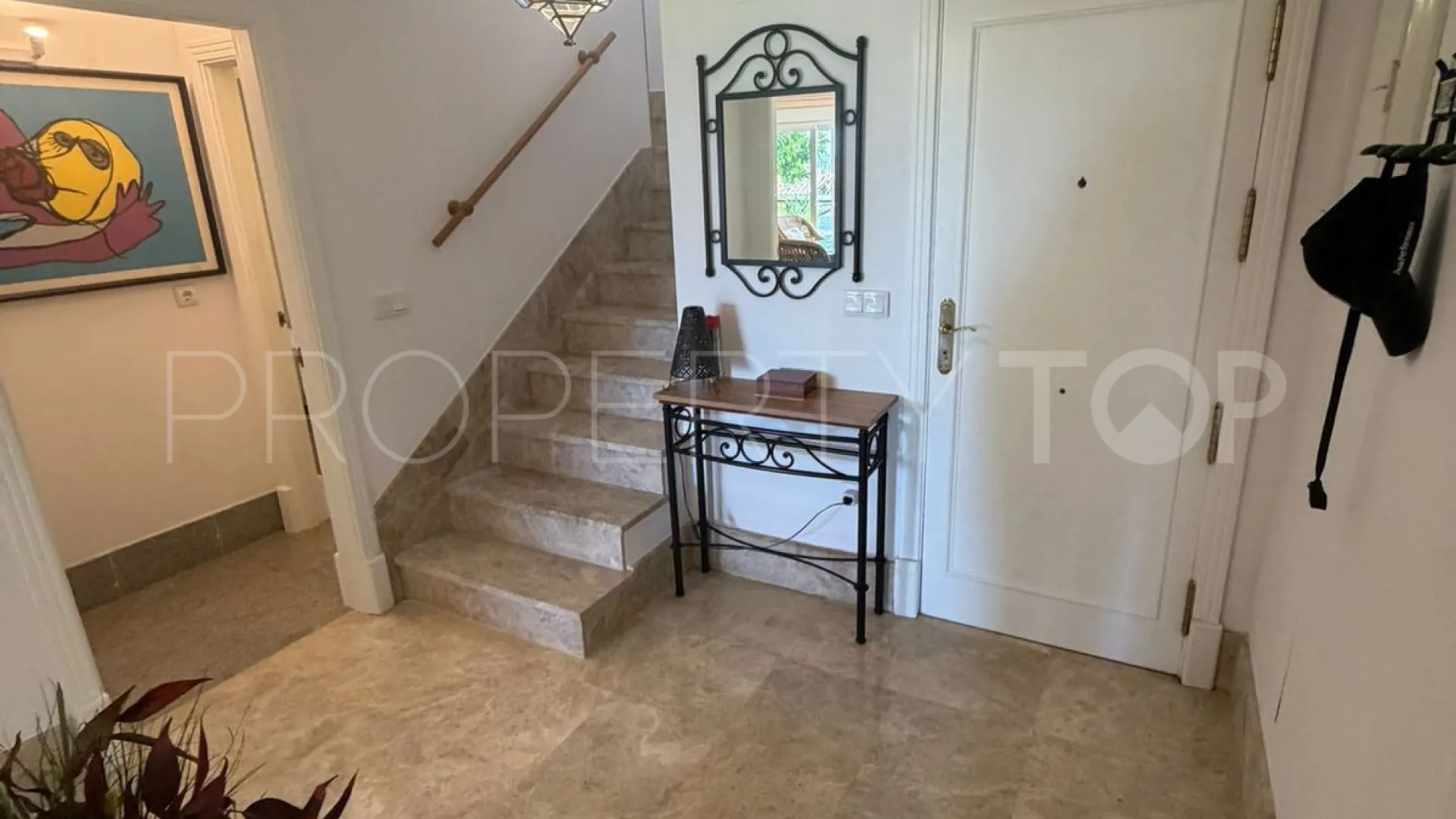 Buy town house in Marbella City