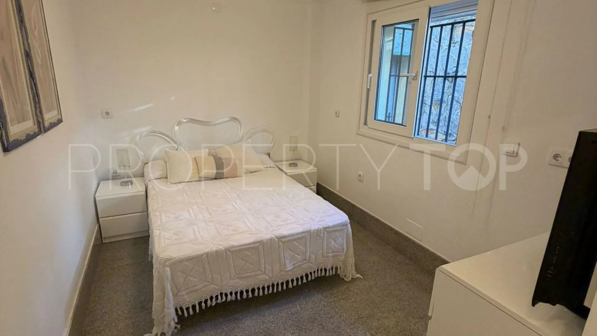Buy town house in Marbella City