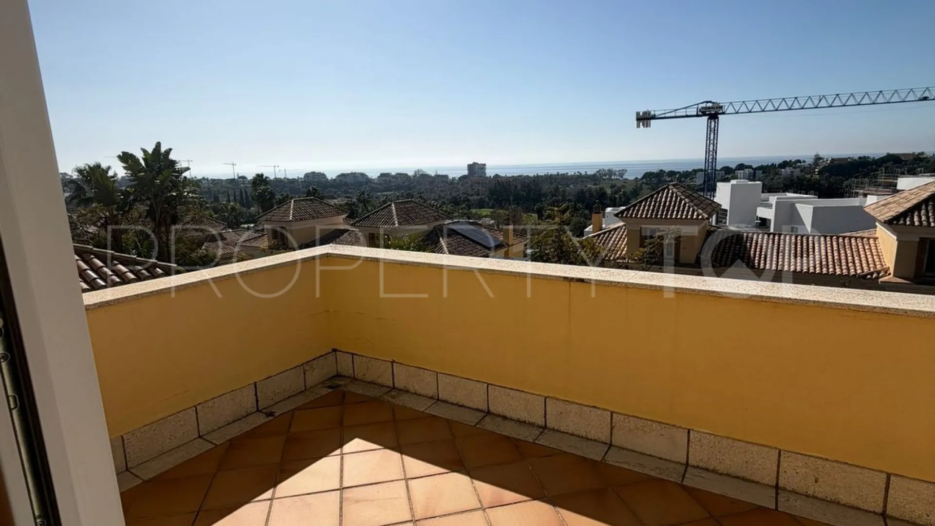 Buy town house in Marbella City