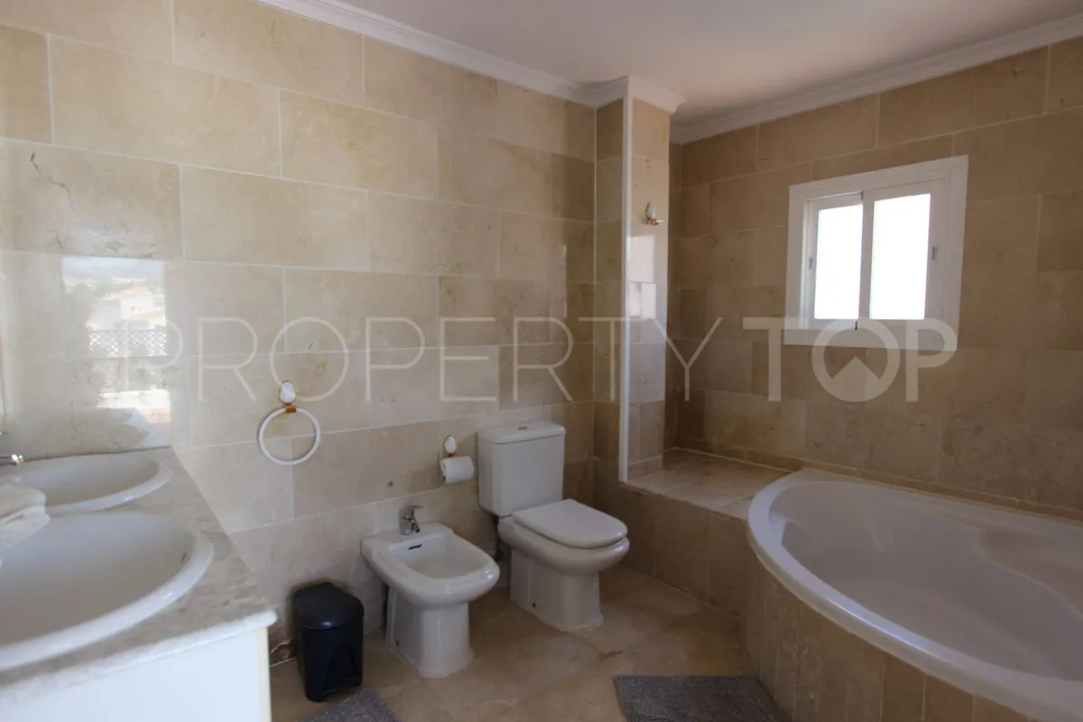 Marbella - Puerto Banus, Ático de 4 dormitorios en venta
