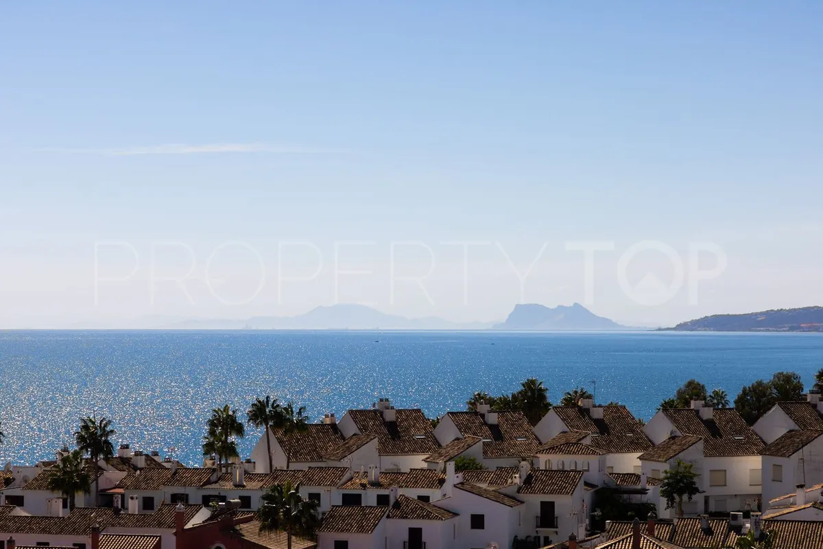 3 bedrooms penthouse in Estepona for sale