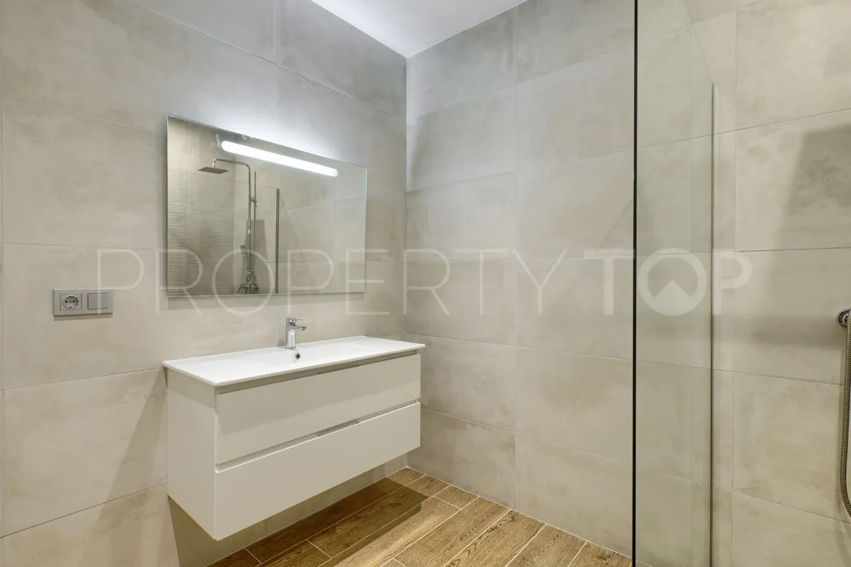 3 bedrooms penthouse in Estepona for sale