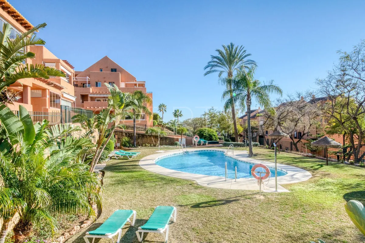 Apartamento a la venta en Elviria con 1 dormitorio
