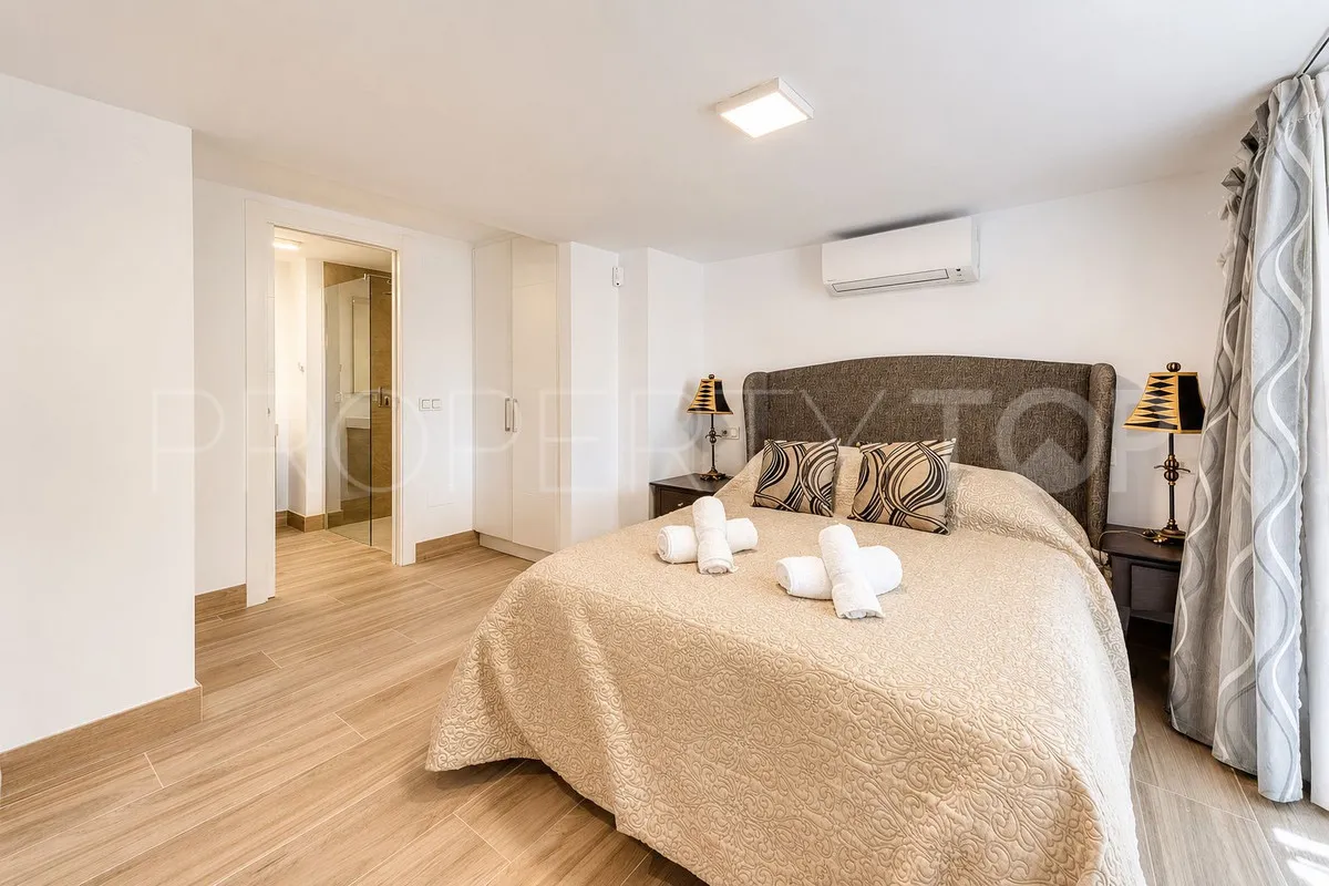Se vende villa en Manilva con 5 dormitorios