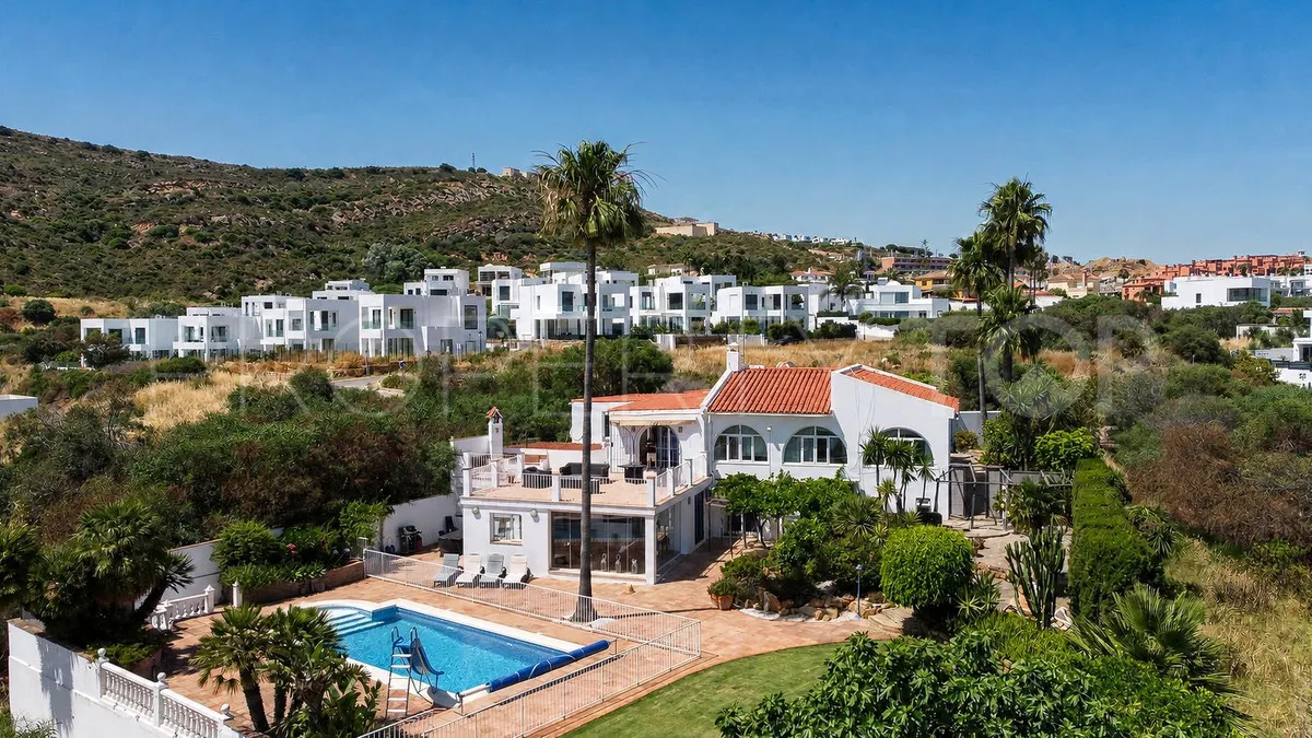 Se vende villa en Manilva con 5 dormitorios