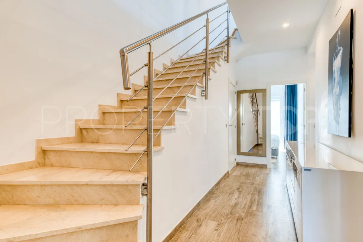 Villa for sale in Riviera del Sol with 3 bedrooms