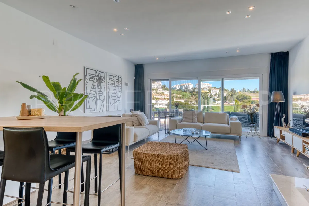 Villa for sale in Riviera del Sol with 3 bedrooms