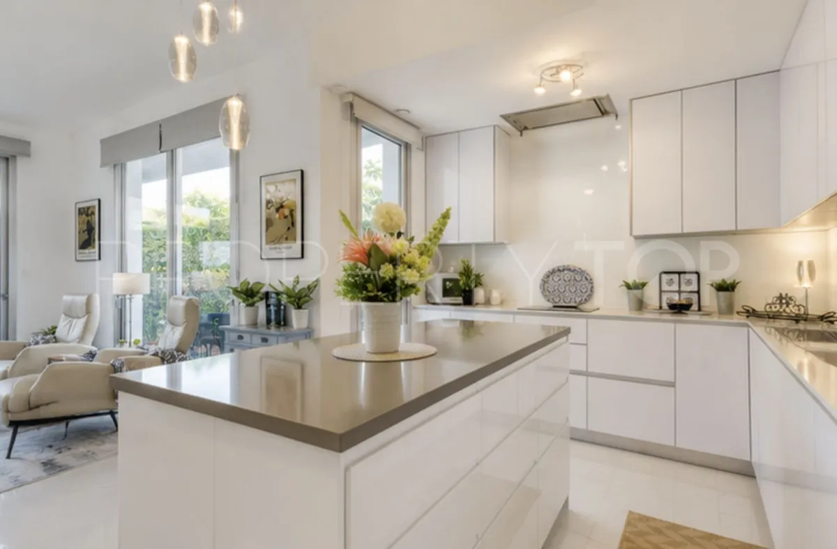 For sale ground floor apartment in Bel Air
