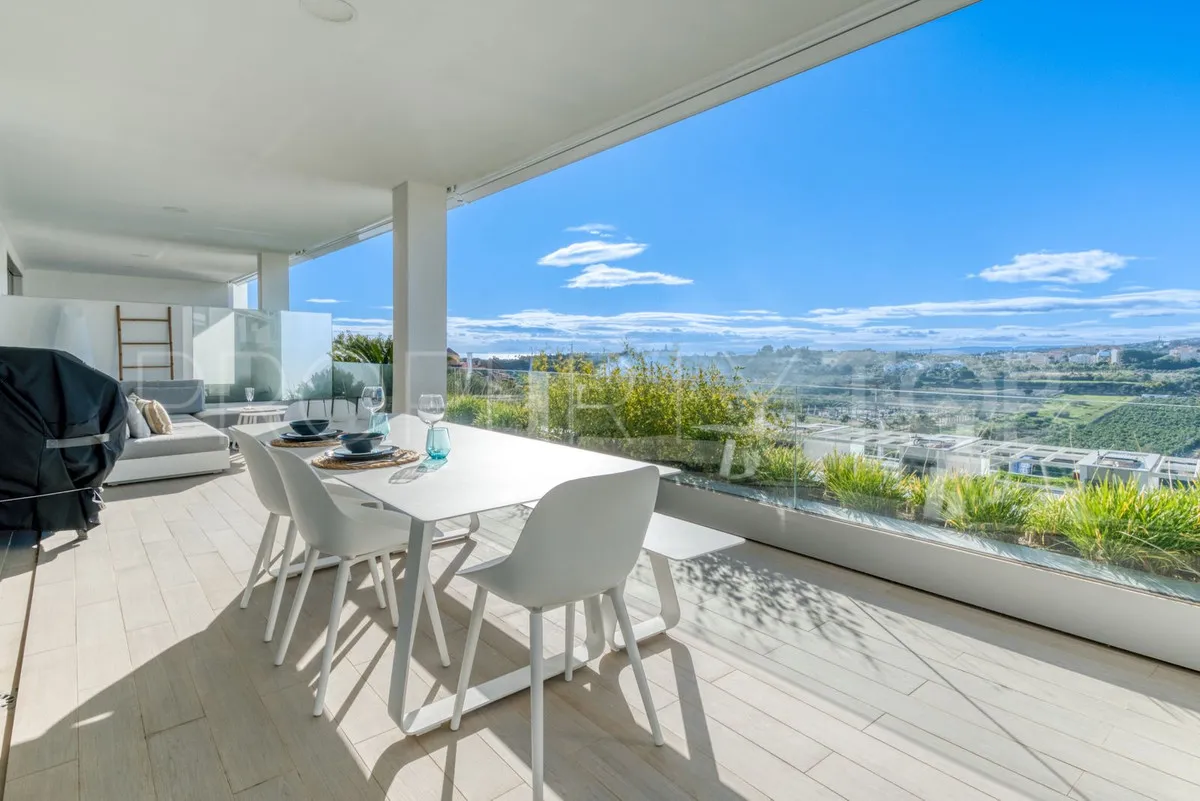 3 bedrooms ground floor apartment in Estepona for sale