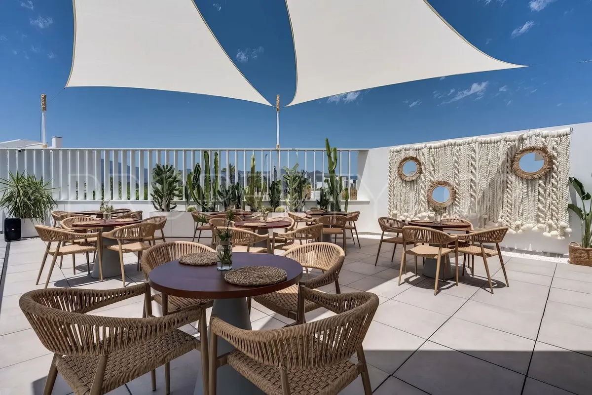3 bedrooms ground floor apartment in Estepona for sale