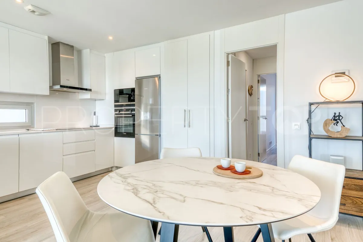 3 bedrooms ground floor apartment in Estepona for sale