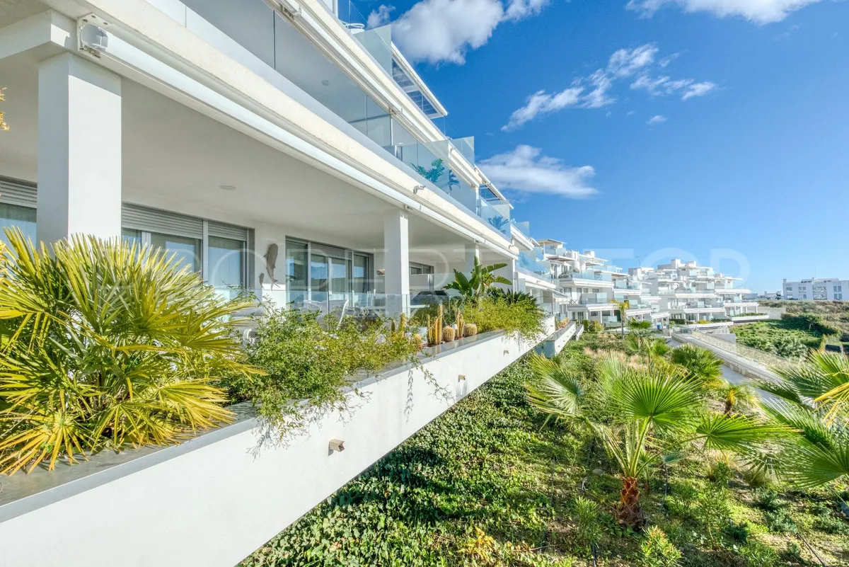 3 bedrooms ground floor apartment in Estepona for sale