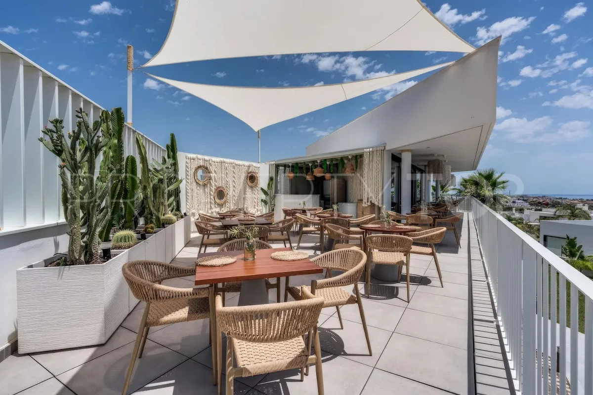 3 bedrooms ground floor apartment in Estepona for sale