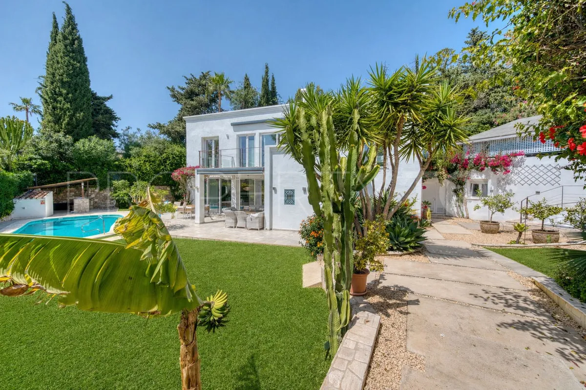 Villa for sale in El Rosario