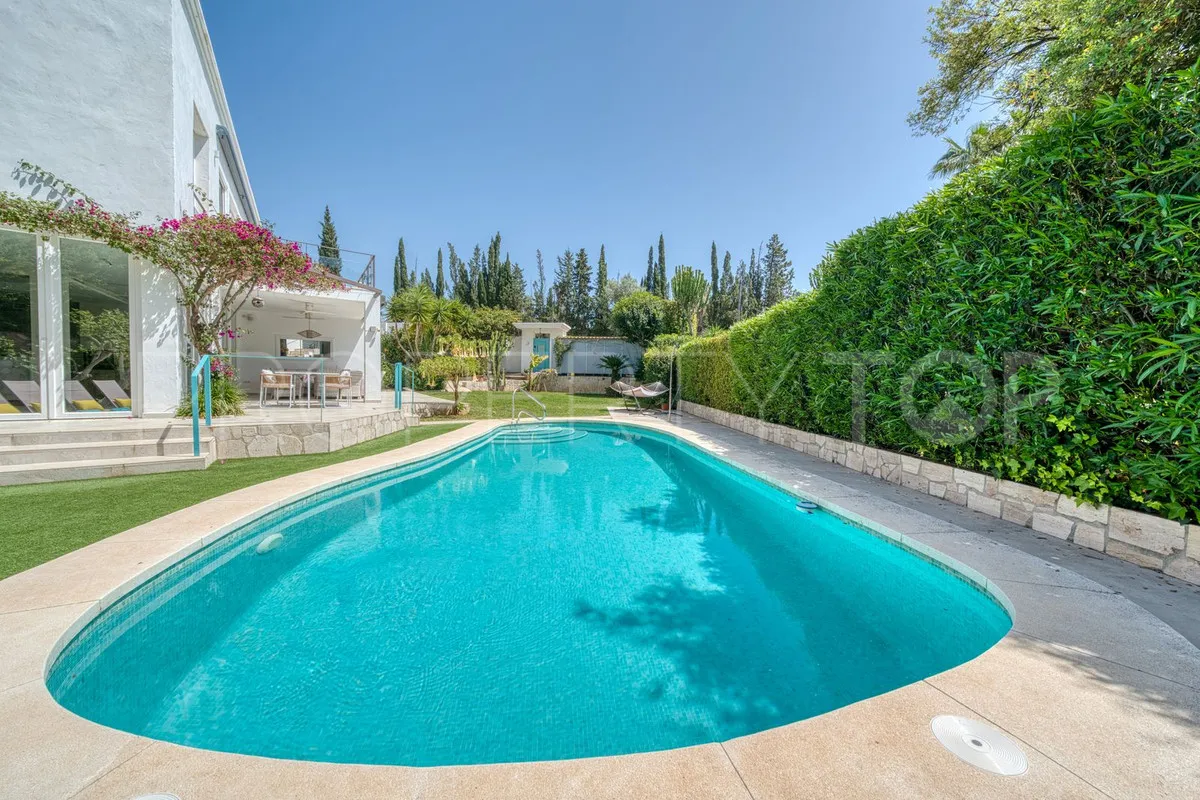 Villa for sale in El Rosario