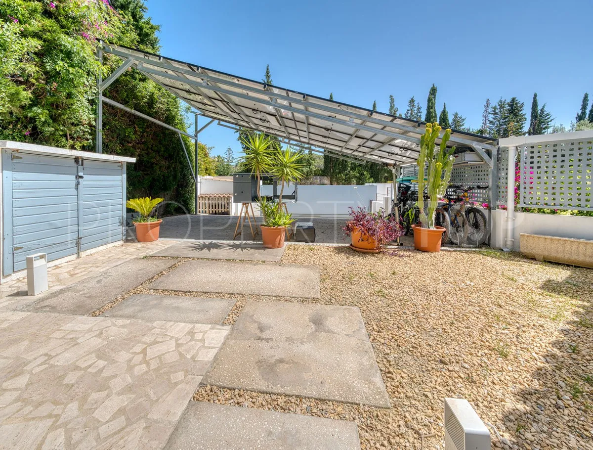 Villa for sale in El Rosario