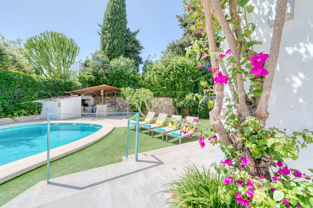 Villa for sale in El Rosario
