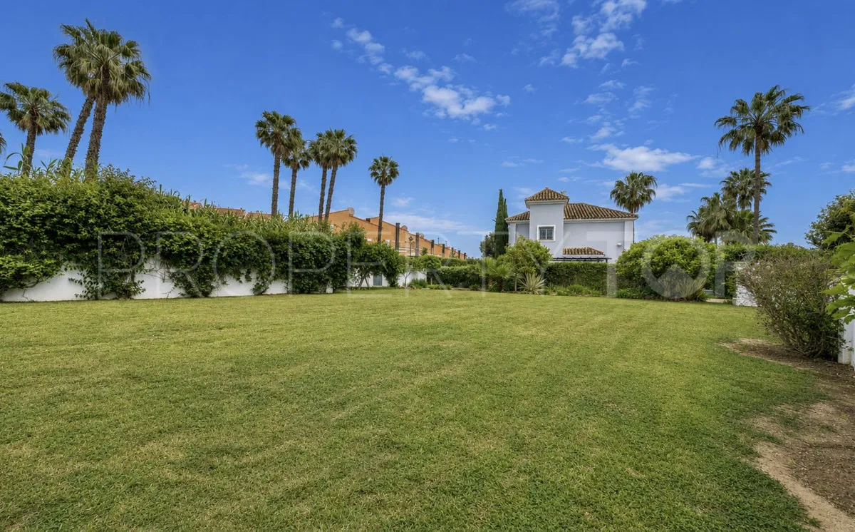 Parcela a la venta en La Duquesa