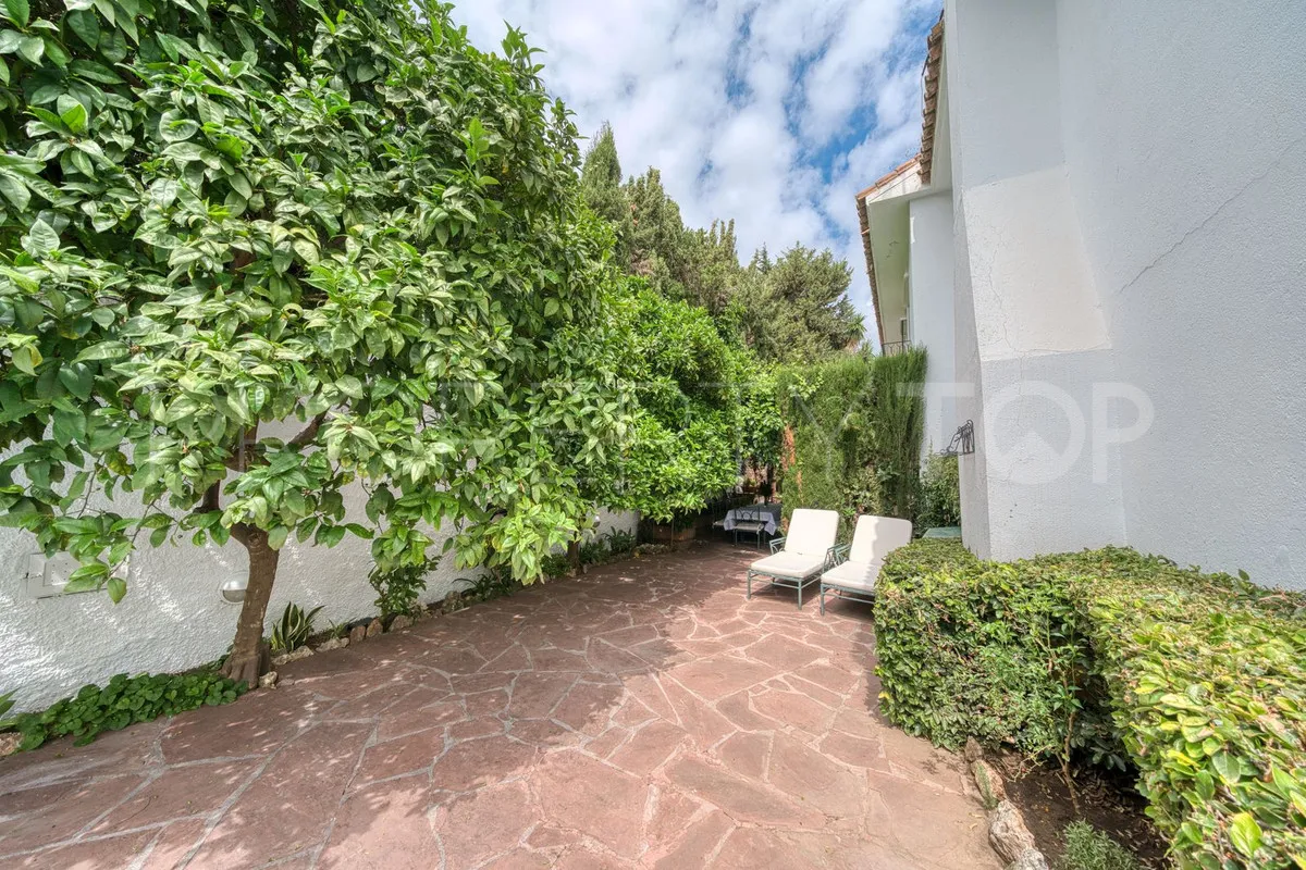 Los Monteros villa for sale