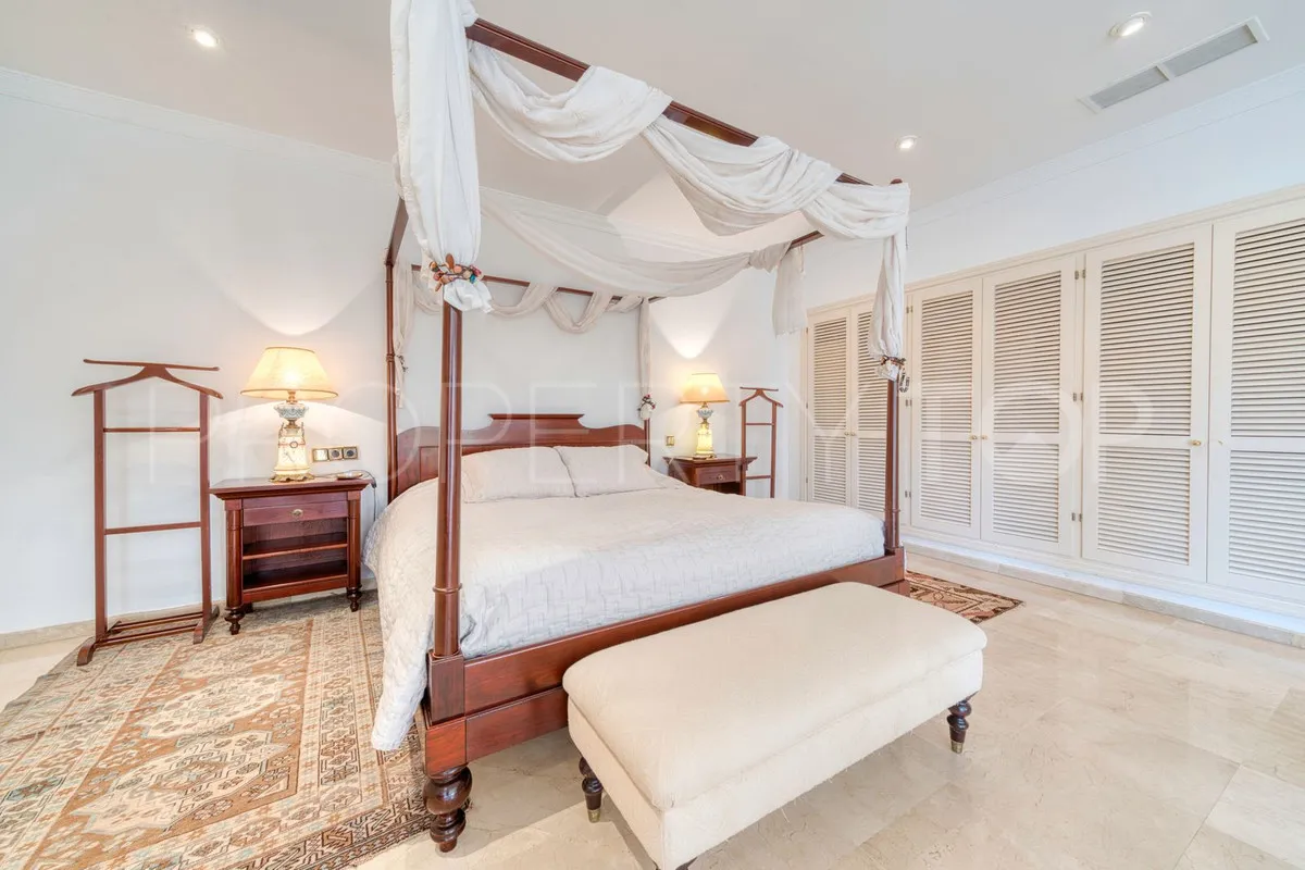 Los Monteros villa for sale